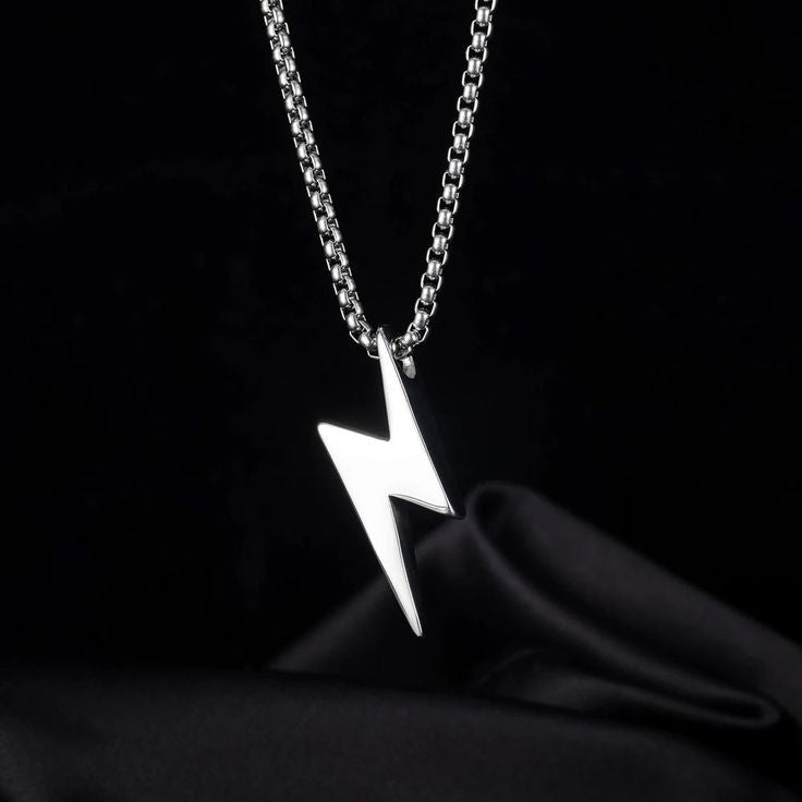 Flaash necklace
